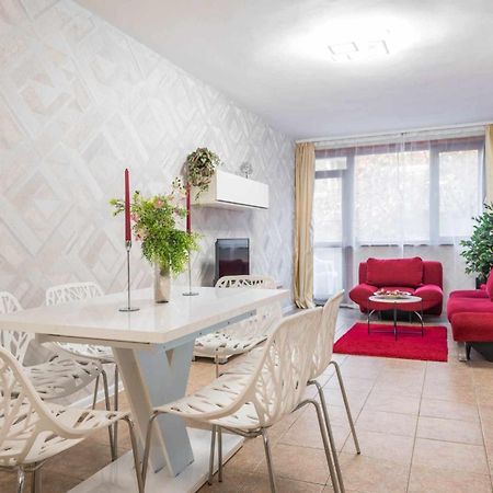 וארנה Red Velvet Apartment מראה חיצוני תמונה